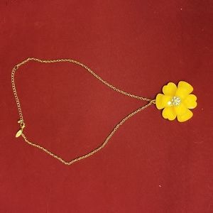 Ladies necklace with Yellow flower